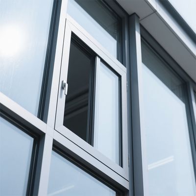 دیوار پرده ای یکپارچه قابل تنظیم و عایق حرارتی برای رنگ های سفارشی و طراحی صرفه جویی در فضا برای مناطق فشرده